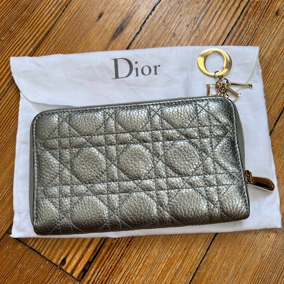 Metallic Grained Calfskin Cannage Lady Dior Zip Wallet Steel - Picture 1 of 4